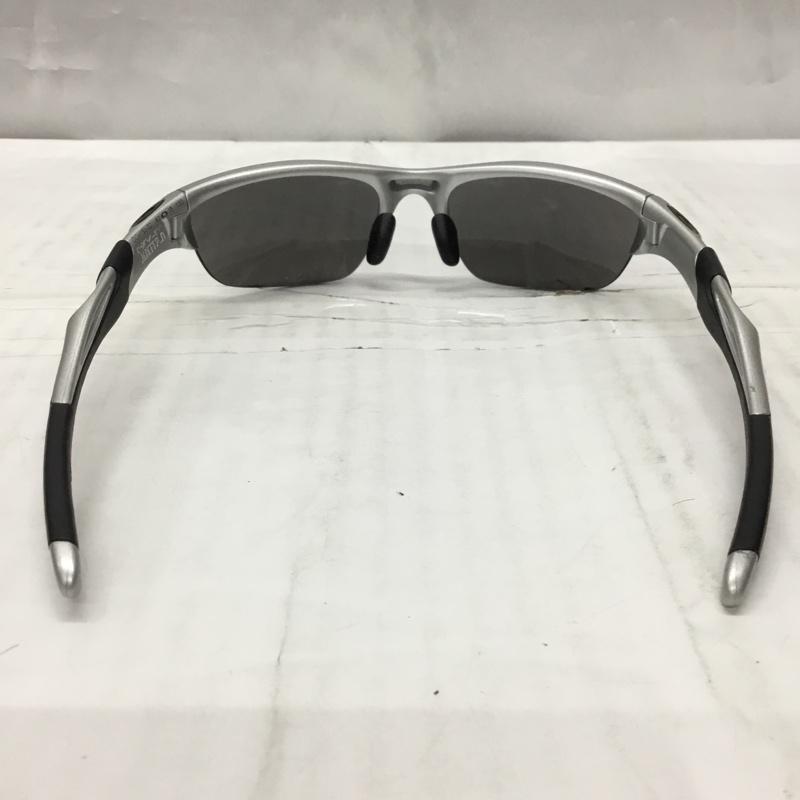 オークリー OAKLEY めがね・サングラス サングラス OO9153-02 スポーツサングラス HALF JACKET2.0 ロゴ、文字 銀 / シルバー / X 黒 / ブラック / メンズ USED 古着 中古 10108219