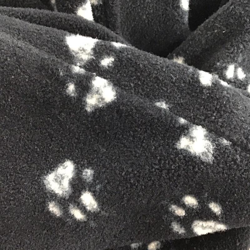 ジャック・ウルフスキン Jack Wolfskin ジャケット、上着 ジャケット、ブレザー フリースジャケット プルオーバーパーカー 古着 ジップアップカラーネック M プリント 紺 / ネイビー / メンズ USED 古着 中古 10140319