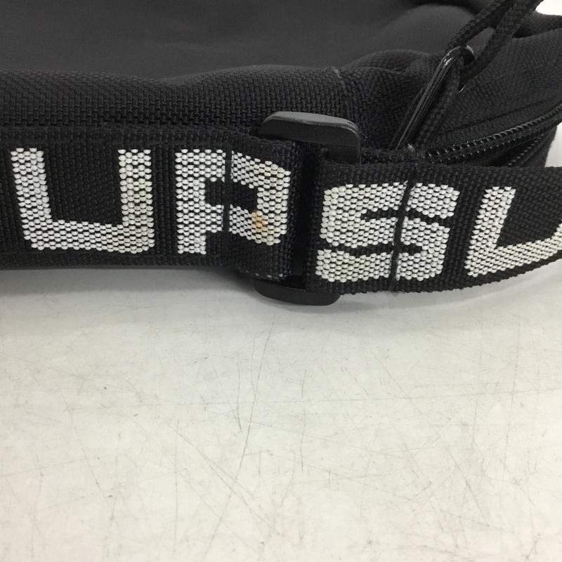 シュプリーム Supreme ショルダーバッグ ショルダーバッグ 18SS Shoulder Bag ロゴ、文字 黒 / ブラック / メンズ USED 古着 中古 10145846