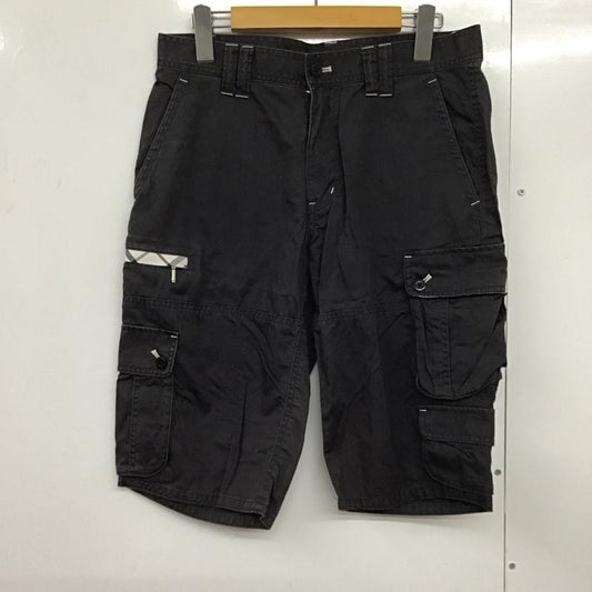 バーバリーブラックレーベル BURBERRY BLACK LABEL パンツ ショートパンツ ショートパンツ ハーフパンツ カジュアルパンツ ロゴ、文字 黒 / ブラック /  メンズ USED 古着 中古 10124920