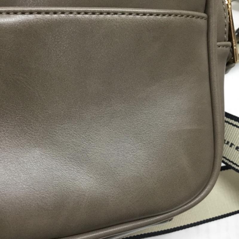 ベイフロー BAYFLOW ショルダーバッグ ショルダーバッグ BG2112NG01 ロゴベルト ワンポイント グレージュ / グレージュ / レディース USED 古着 中古 10115247