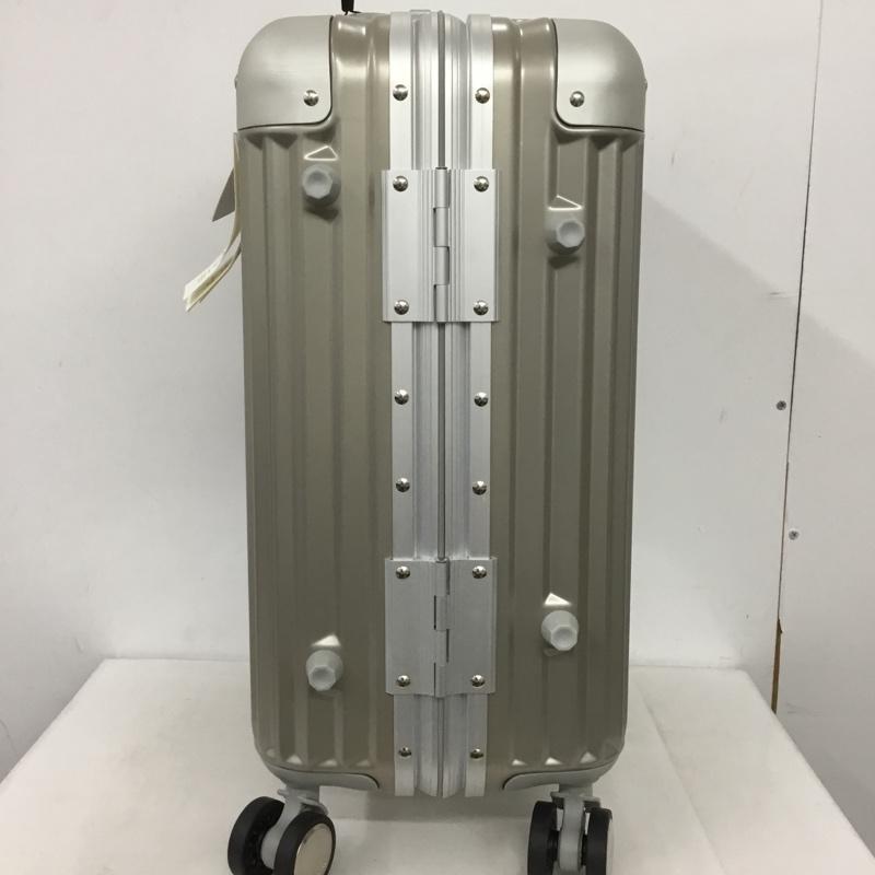 リカルド RICARDO スーツケース、トランク スーツケース、トランク AIV-19-4WB キャリーケース ロゴ、文字 銀 / シルバー / メンズ USED 古着 中古 10147498