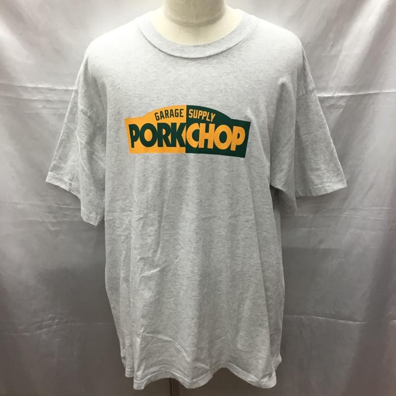 ポークチョップガレージサプライ PORKCHOP GARAGE SUPPLY Tシャツ 半袖 半袖カットソー プリントTシャツ クルーネックカットソー XL ロゴ、文字 灰 / グレー / メンズ USED 古着 中古 10113869