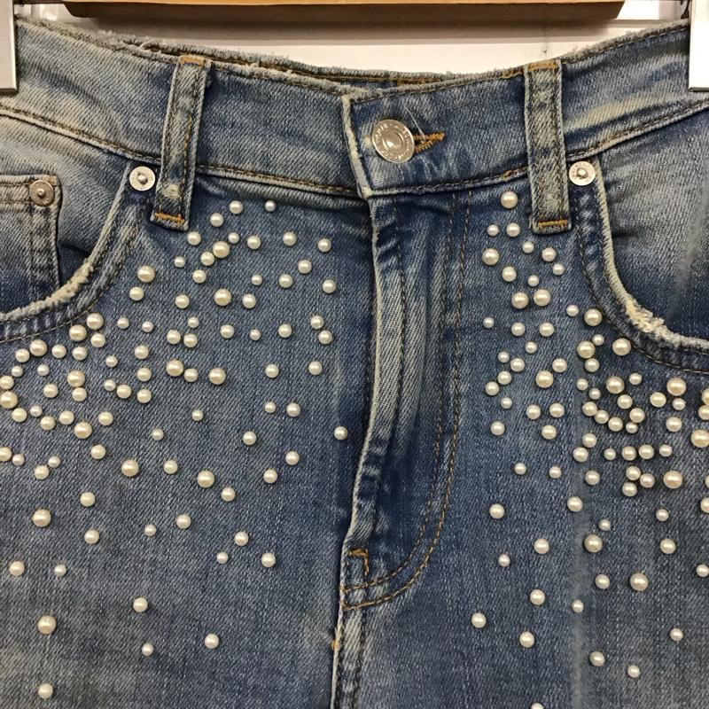 ザラウーマン ZARA WOMAN パンツ デニム、ジーンズ 4124 049 400 ビジュー フェイクパール 無地 青 / ブルー / レディース USED 古着 中古 10138558