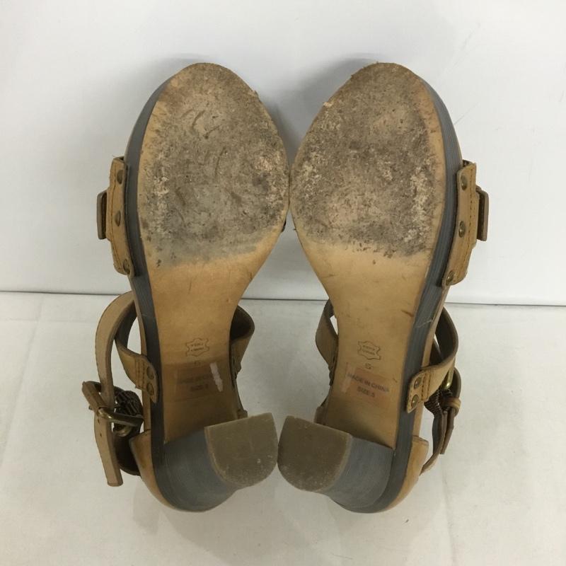 バーバリーブルーレーベル BURBERRY BLUE LABEL サンダル サンダル ストラップ ヒール ロゴ、文字 ベージュ / ベージュ / レディース USED 古着 中古 10138482