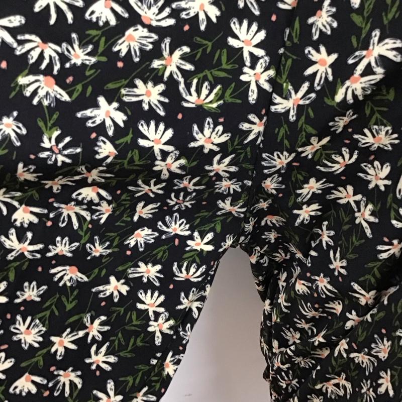 ザラ ZARA カットソー 長袖 5580 151 330 プルオーバーブラウス スタンドネック L 花柄 黒 / ブラック / レディース USED 古着 中古 10126487