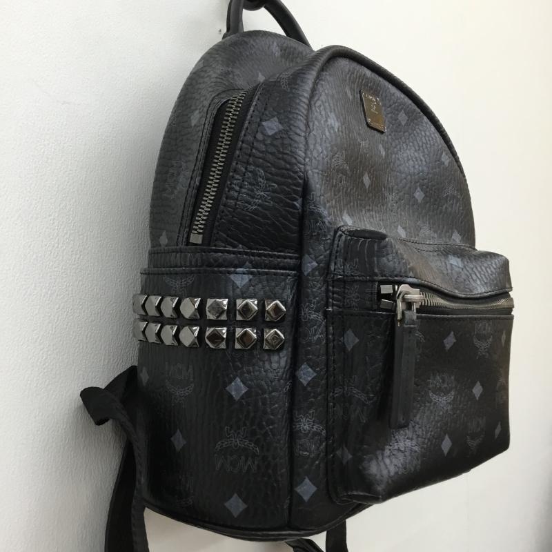 エムシーエム MCM リュックサック、デイパック リュックサック、デイバッグ ロゴ、文字 黒 / ブラック / レディース USED 古着 中古 10139269