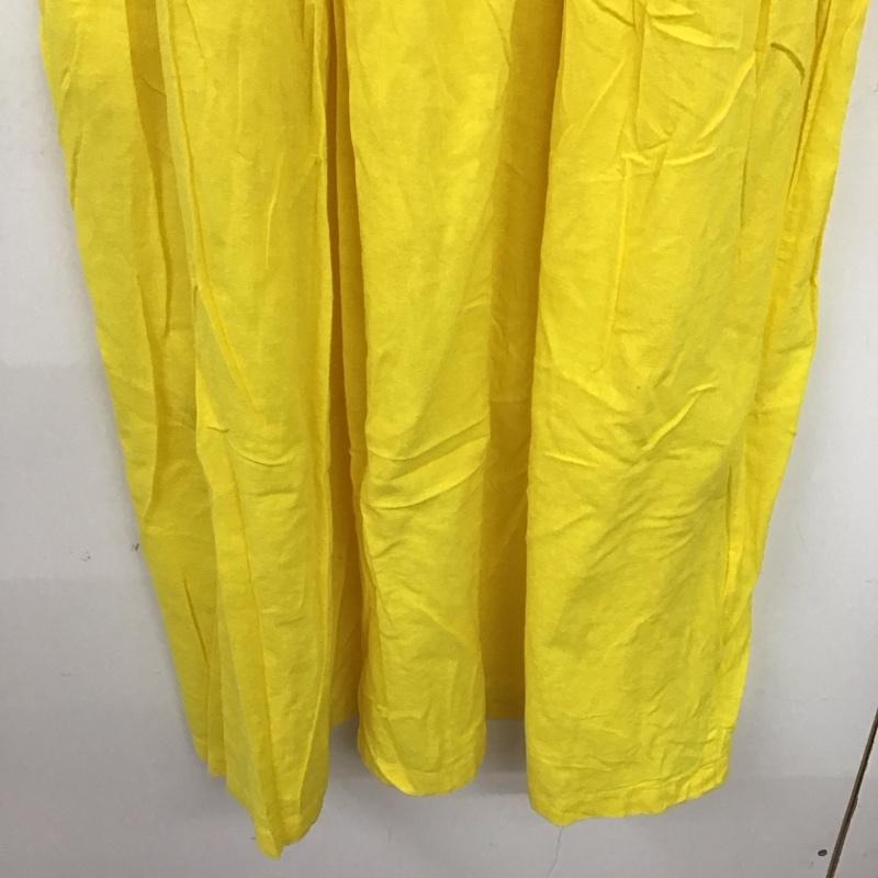 ロデオクラウンズ Rodeo Crowns ワンピース ロングスカート 420DSH33-1280 ティアードTシャツワンピース 半袖ロングワンピース FREE ロゴ、文字 黄 / イエロー / レディース USED 古着 中古 10136040