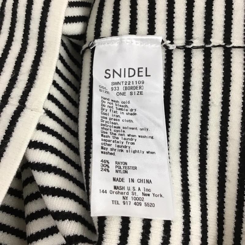 スナイデル SNIDEL ニット、セーター 長袖 SWNT221109 コルセットデザインニットプルオーバー ボーダー柄 白 / ホワイト / X 黒 / ブラック / レディース USED 古着 中古 10130339