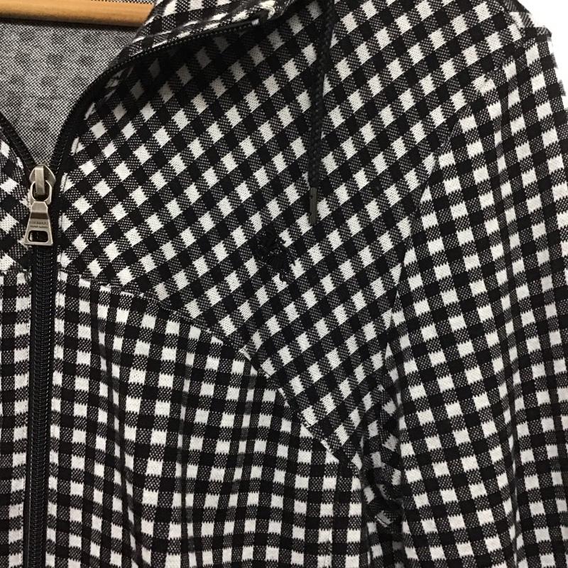バーバリーブラックレーベル BURBERRY BLACK LABEL パーカー 長袖 ジップアップパーカー 長袖パーカー カジュアルジャケット 2 チェック 白 / ホワイト / X 黒 / ブラック / メンズ USED 古着 中古 10139706