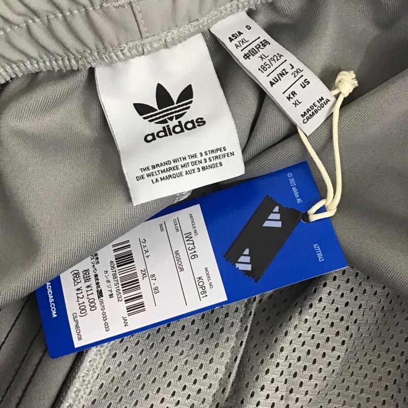 アディダス adidas パンツ ワークパンツ、ペインターパンツ ジャージパンツ ワイドパンツ カジュアルパンツ XL ロゴ、文字 灰 / グレー / メンズ USED 古着 中古 10132604