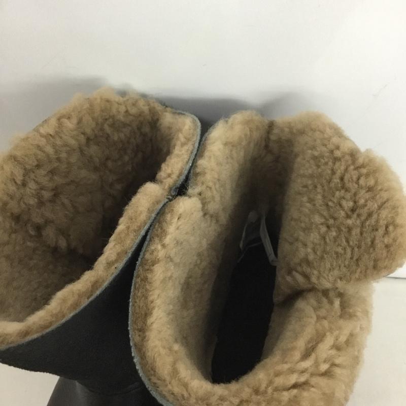 アグ UGG ブーツ ショートブーツ 1003856 AMORET ヒール 裏ボア 23cm 23.0cm ロゴ、文字 黒 / ブラック / レディース USED 古着 中古 10142179