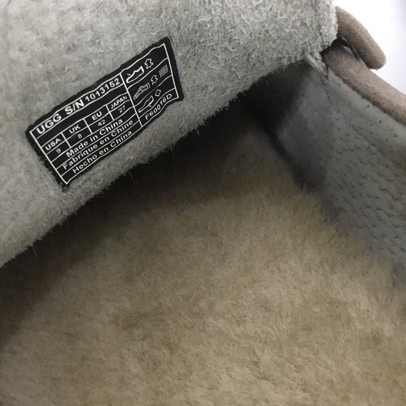 アグ UGG カジュアルシューズ カジュアルシューズ 1013152 インソール付き TUCKER 27cm 27.0cm ロゴ、文字 灰 / グレー / メンズ USED 古着 中古 10138328