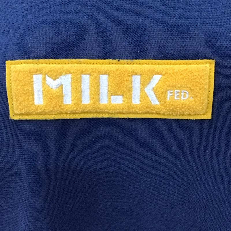 ミルクフェド MILKFED. トレーナー 長袖 cwss019 チャンピオンコラボ 長袖トレーナー スウェット クルーネック リブスウェットカットソー M ロゴ、文字 紺 / ネイビー / レディース USED 古着 中古 10123782