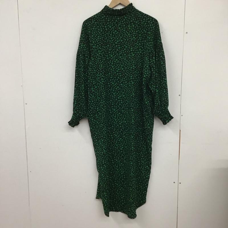 ロデオクラウンズ Rodeo Crowns ワンピース ロングスカート 420DAM33-0620 フローラルフリルワンピース 小花柄ロングワンピ FREE プリント 紺 / ネイビー / X 緑 / グリーン / レディース USED 古着 中古 10136042