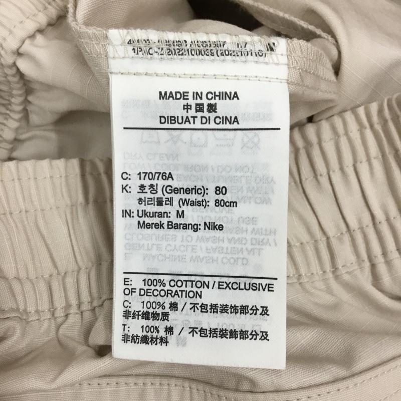 ナイキ NIKE パンツ ショートパンツ fb1247-104 クラブカーゴショート ショートパンツ スポーツウェア M ロゴ、文字 オフホワイト / オフホワイト / メンズ USED 古着 中古 10116594