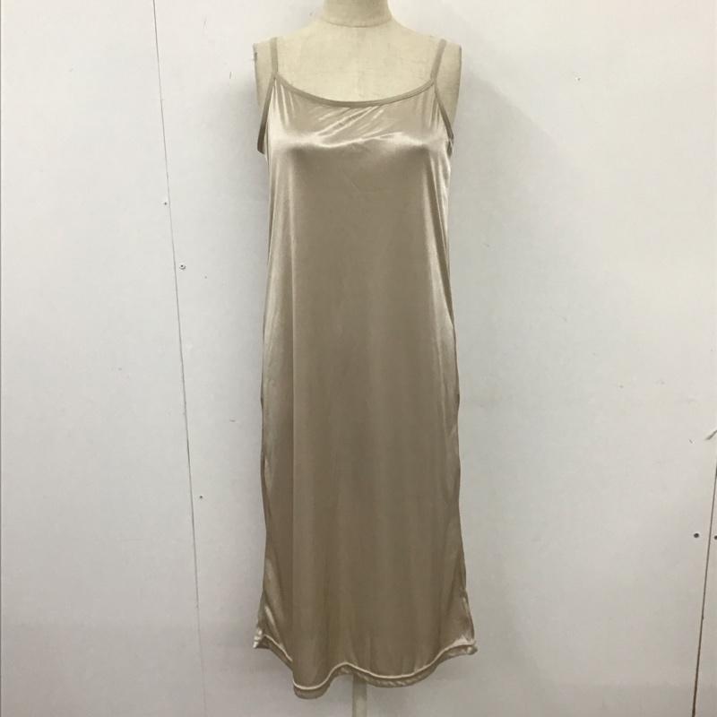 グレイル GRL ワンピース ロングスカート RUT326 ペチコート付き透かし編みニットワンピース 長袖ロングワンピース M 総柄 ベージュ / ベージュ / レディース USED 古着 中古 10116944