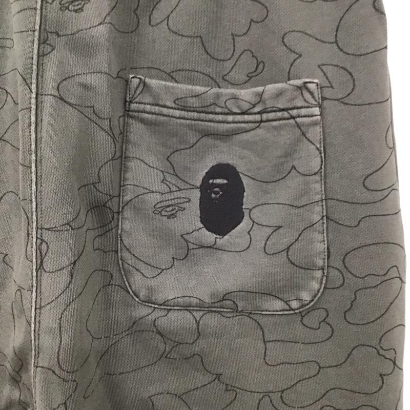 アベイシングエイプ A BATHING APE パンツ ワークパンツ、ペインターパンツ ワイドパンツ カジュアルパンツ ワークパンツ スウェットパンツ L プリント 灰 / グレー / メンズ USED 古着 中古 10130996