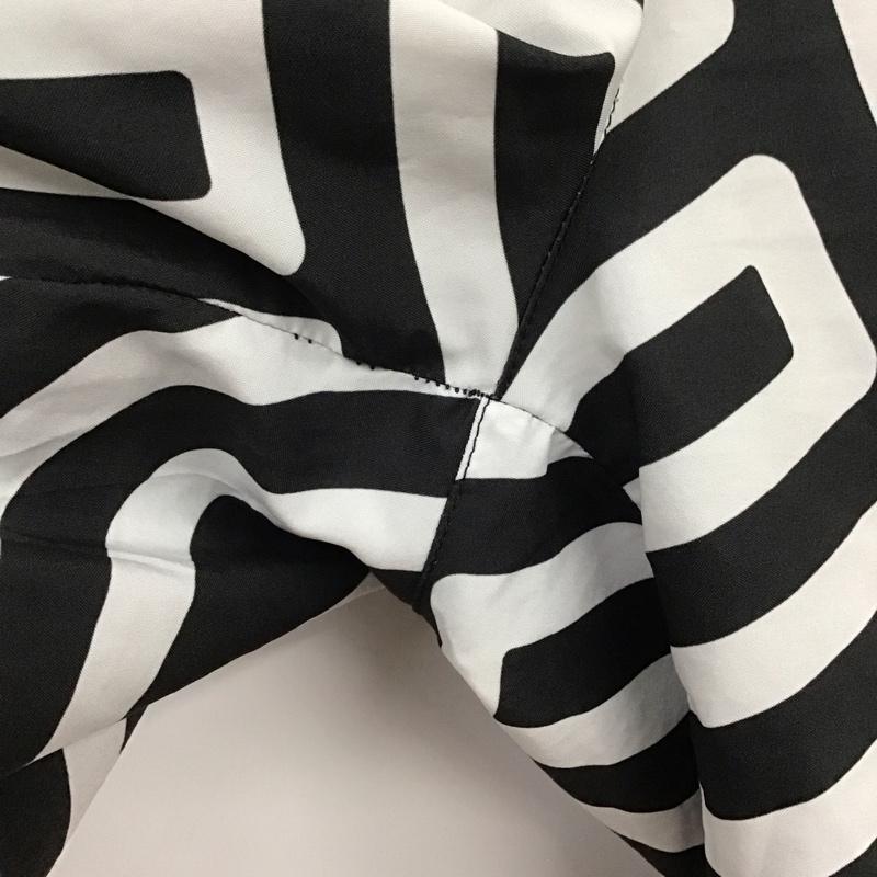 アディダス adidas パンツ ショートパンツ ショートパンツ ハーフパンツ カジュアルパンツ ヒョウ柄・レオパード柄 白 / ホワイト / X 黒 / ブラック /  メンズ USED 古着 中古 10123690