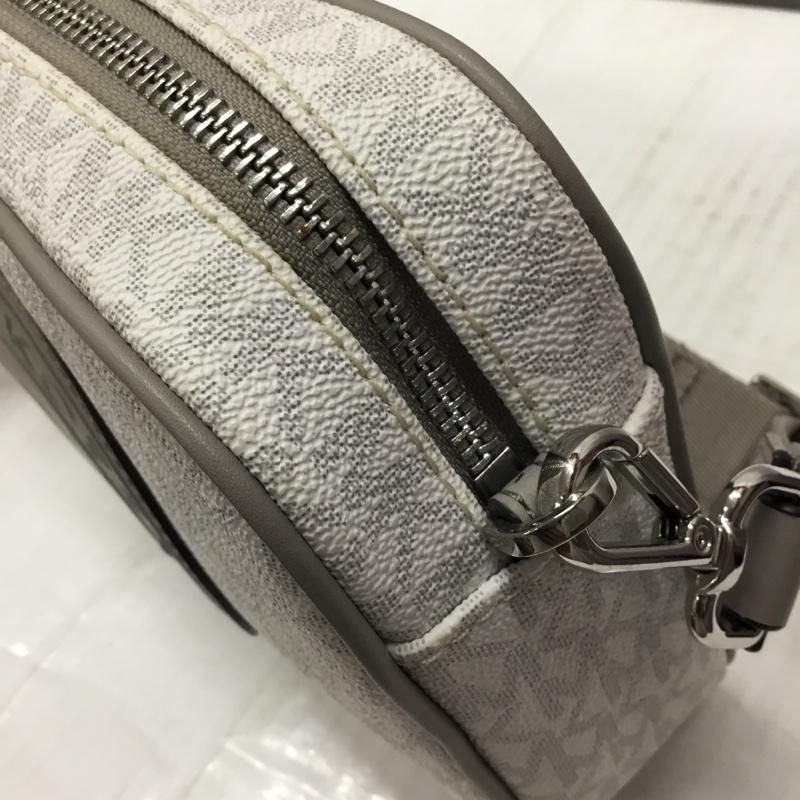 マイケルコース MICHAEL KORS ショルダーバッグ ショルダーバッグ 35F9SF0C3B ロゴ 総柄 白 / ホワイト / X 灰 / グレー / レディース USED 古着 中古 10111820