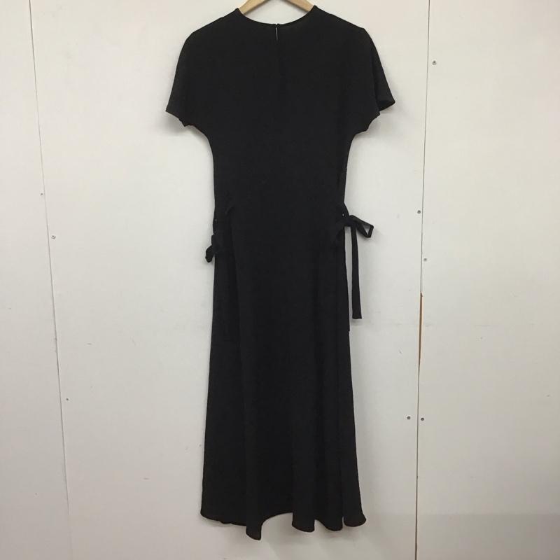 ザラ ZARA ワンピース ロングスカート 0264 670 800 FLOWY MIDI DRESS 半袖 サイドリボン S 無地 黒 / ブラック / レディース USED 古着 中古 10138650