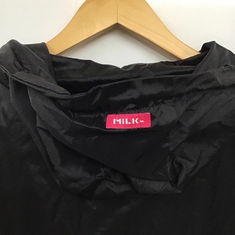 ミルクフェド MILKFED. ジャケット、上着 ジャンパー、ブルゾン ナイロンジャケット ジップアップパーカー アウター ロゴ、文字 黒 / ブラック / レディース USED 古着 中古 10132660