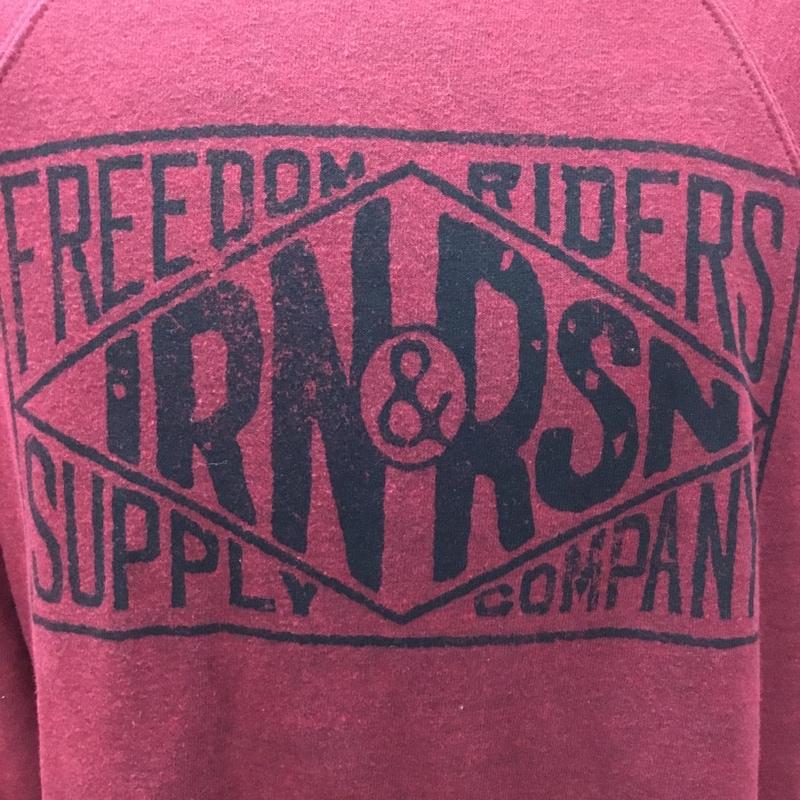 アイロンアンドレジン IRON & RESIN トレーナー 長袖 長袖スウェット 長袖トレーナー リブカットソー 長袖カットソー プリントトレーナー M ロゴ、文字 えんじ / ワインレッド / メンズ USED 古着 中古 10108279