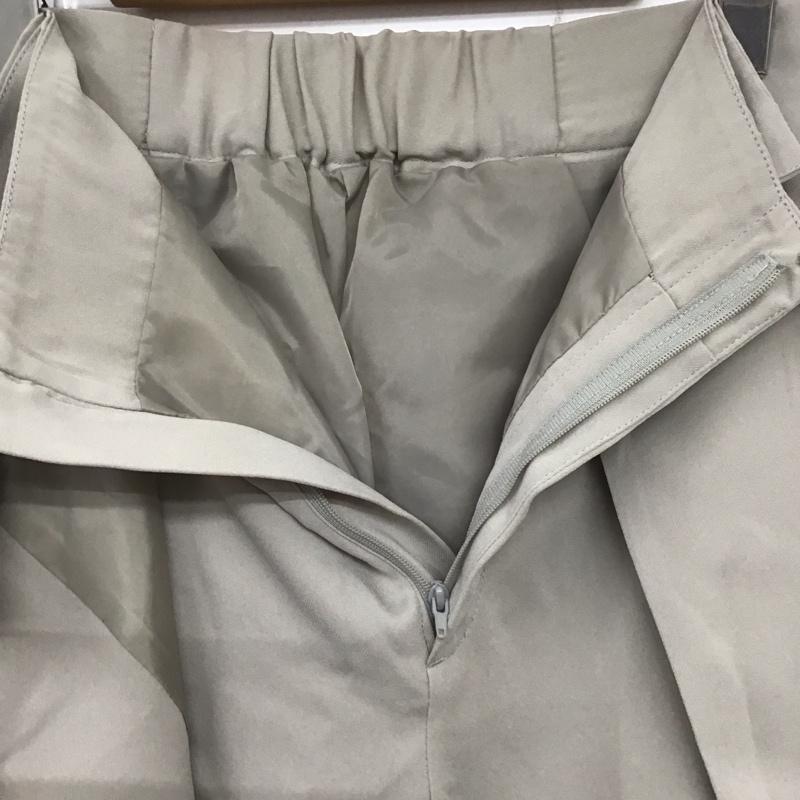 ムルーア MURUA パンツ ショートパンツ タグ付 2 無地 ベージュ / ベージュ / レディース USED 古着 中古 10139758