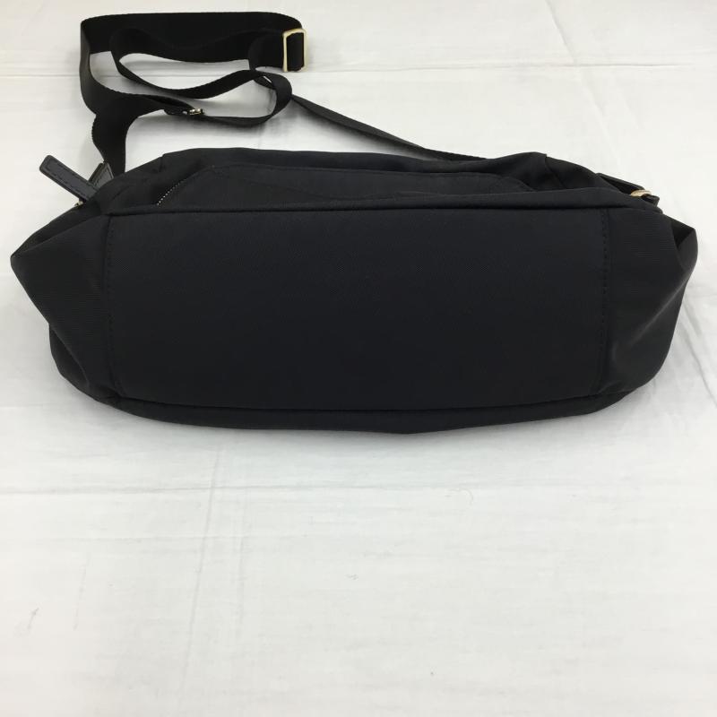 アニエス・ベー agnes b. ショルダーバッグ ショルダーバッグ 無地 黒 / ブラック / レディース USED 古着 中古 10139795