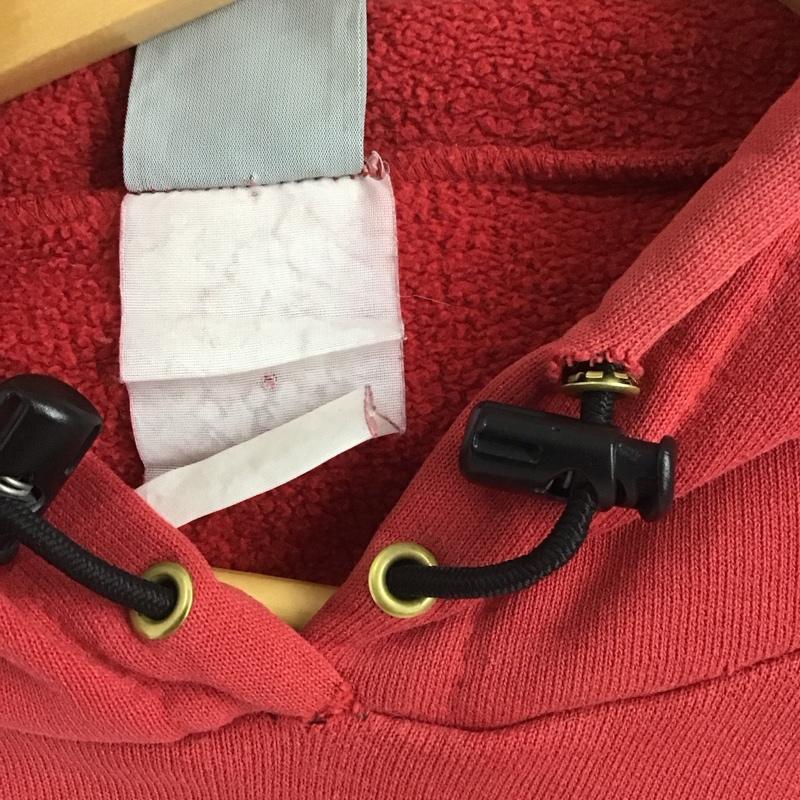 カーハート Carhartt パーカー 長袖 裏起毛 プルオーバー ロゴ、文字 赤 / レッド / メンズ USED 古着 中古 10133760