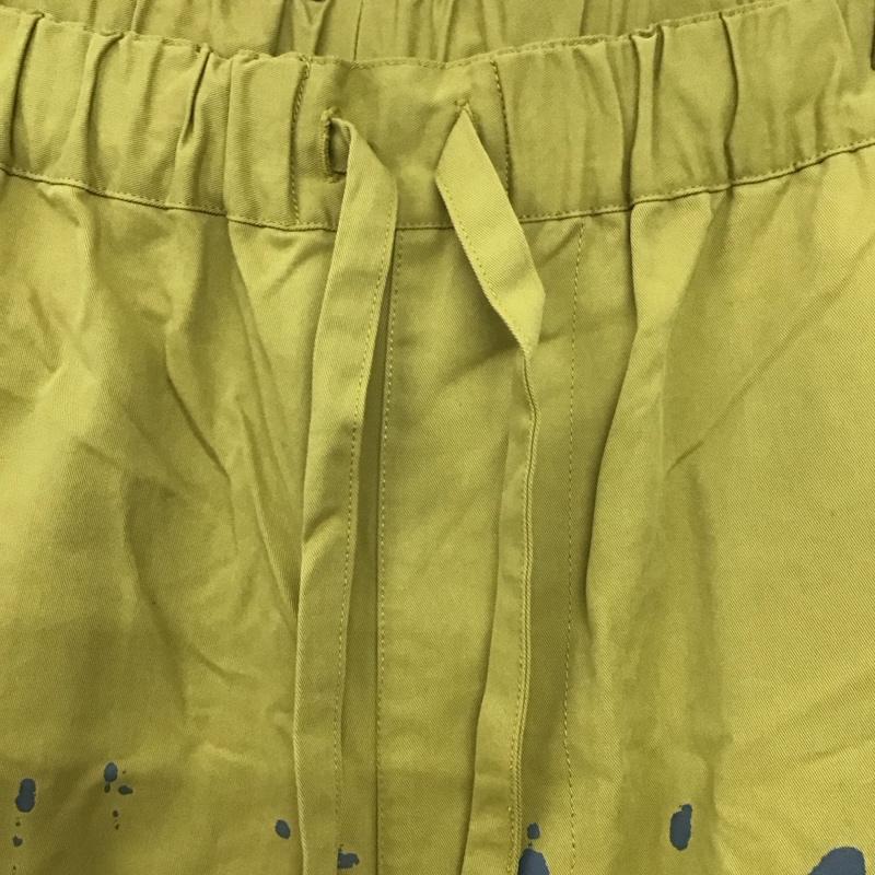古着 USED パンツ ワークパンツ、ペインターパンツ ワークパンツ ワイドパンツ カジュアルパンツ M プリント マスタード / マスタード / メンズ USED 古着 中古 10135764