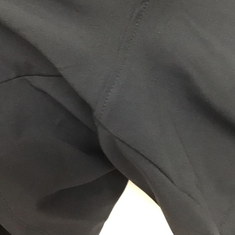 アンダーアーマー UNDER ARMOUR パンツ ショートパンツ L ロゴ、文字 X プリント 黒 / ブラック / メンズ USED 古着 中古 10133102