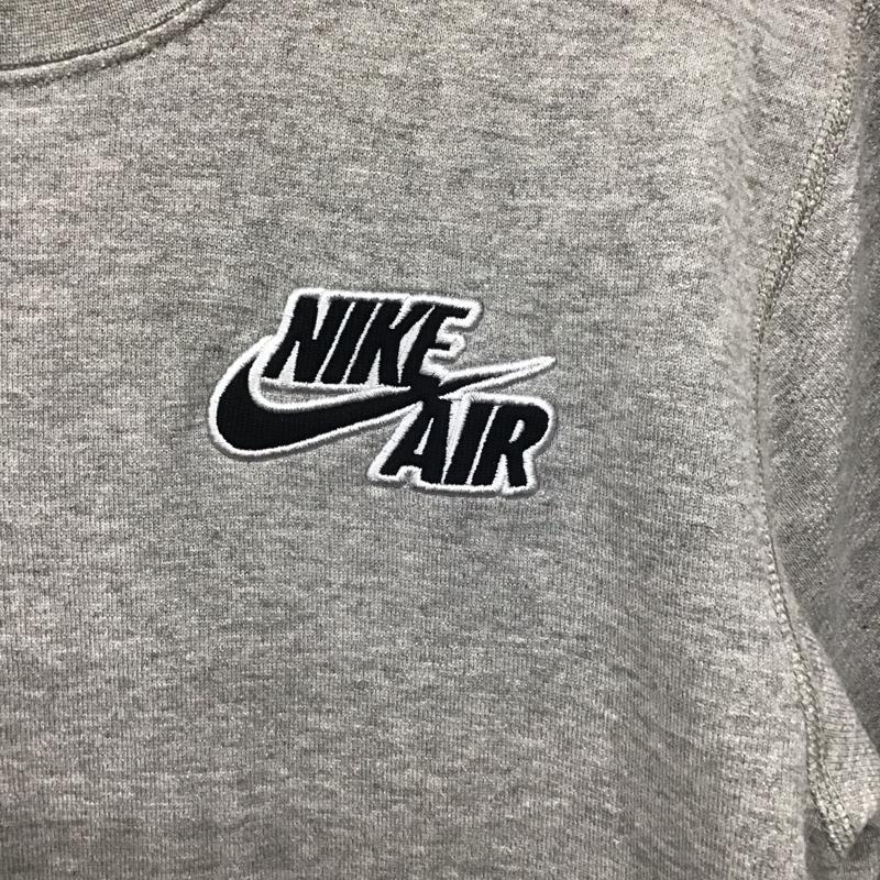 ナイキ NIKE トレーナー 半袖 半袖トレーナー クルーネックカットソー 半袖カットソー スポーツウェア M ロゴ、文字 灰 / グレー / メンズ USED 古着 中古 10139517