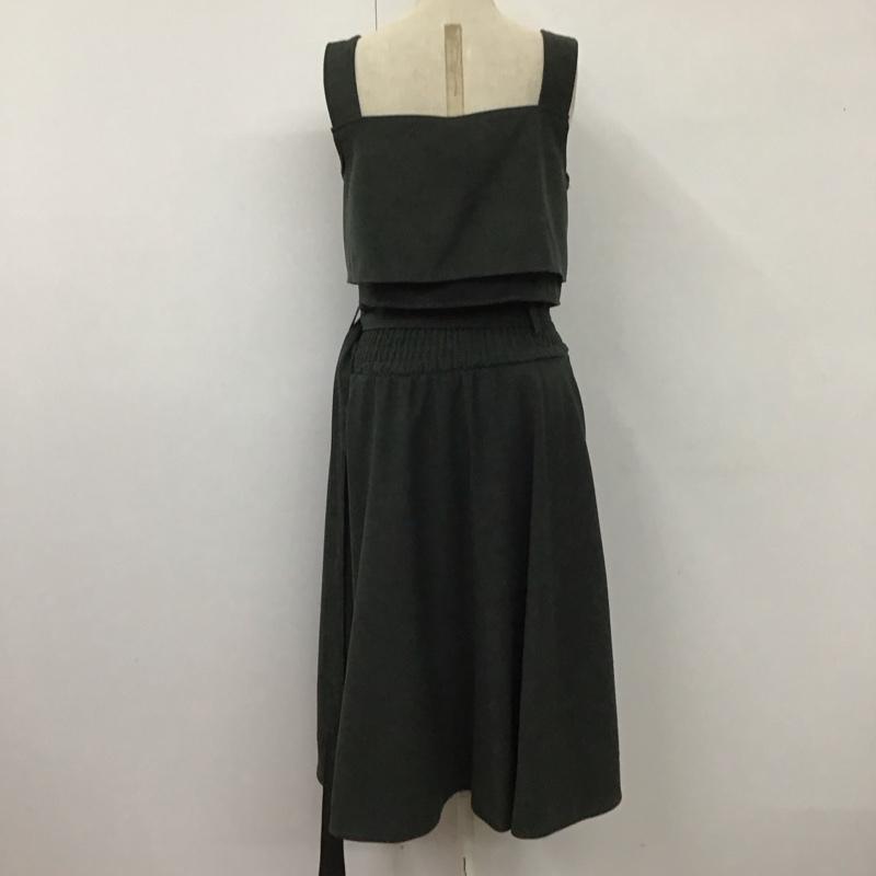 セシルマクビー CECIL McBEE セットアップ セットアップ ビスチェ スカート M 無地 カーキ / カーキ / レディース USED 古着 中古 10112633