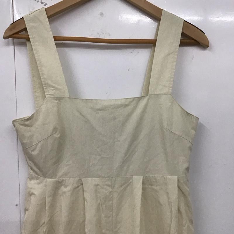 アズールバイマウジー AZUL BY MOUSSY サロペット・オーバーオール サロペット、オーバーオール 250HSM33-430E ドロストリングバルーンオールインワン S 無地 オフホワイト / オフホワイト / レディース USED 古着 中古 10129148