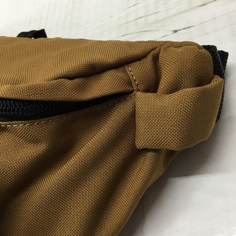 カーハート Carhartt ボディバッグ ボディバッグ 8915070102 タグ付き ロゴ、文字 茶 / ブラウン / メンズ USED 古着 中古 10112551