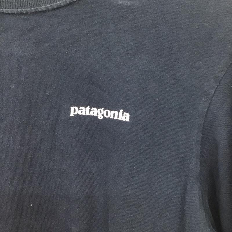 パタゴニア patagonia Tシャツ 半袖 半袖カットソー プリントTシャツ クルーネックカットソー S ロゴ、文字 紺 / ネイビー / メンズ USED 古着 中古 10137065