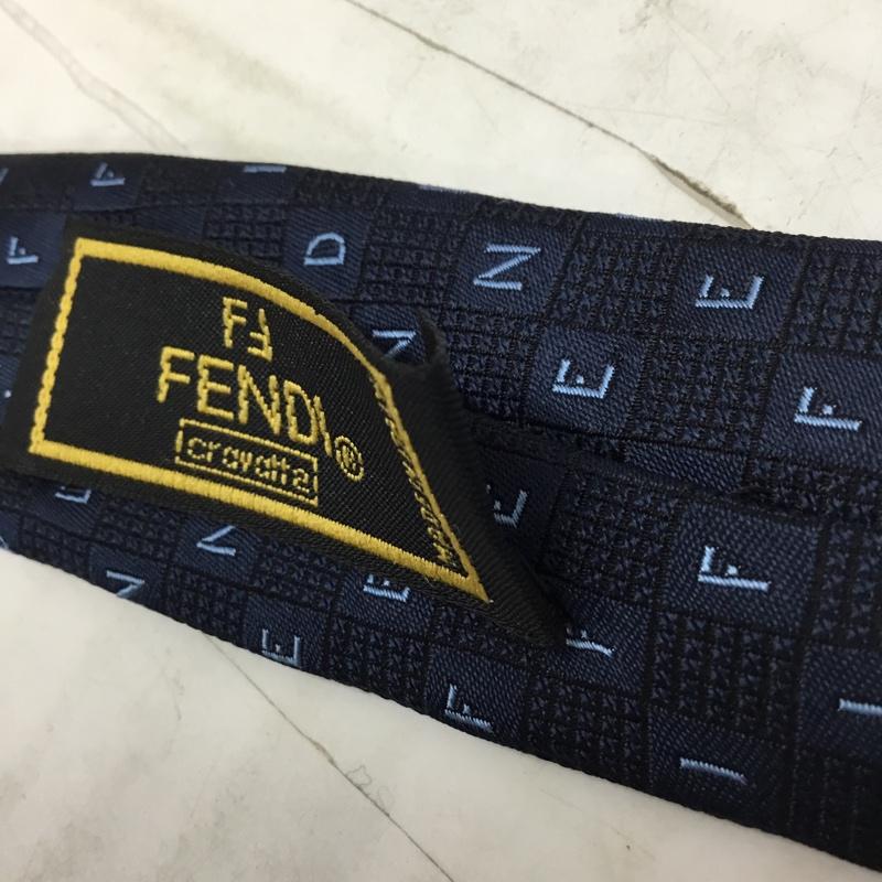 フェンディ FENDI ネクタイ ネクタイ シルク 総柄 紺 / ネイビー / メンズ USED 古着 中古 10119931