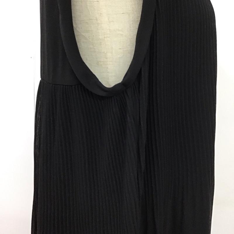 ザラティーアールエフ ZARA TRF トップス トップス プリーツ ノースリーブ S 無地 黒 / ブラック / レディース USED 古着 中古 10114107