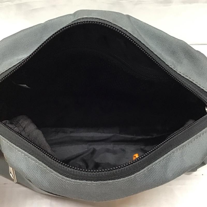 ケルティ KELTY ショルダーバッグ ショルダーバッグ ラウンド ロゴ、文字 灰 / グレー / メンズ USED 古着 中古 10115444