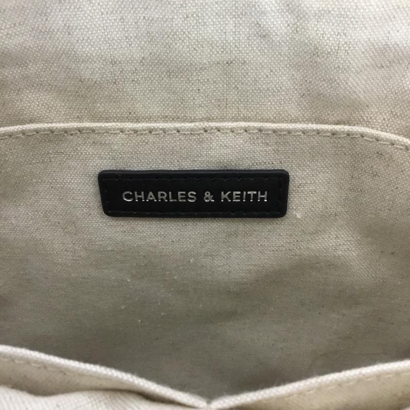 チャールズアンドキース charles&keith トートバッグ トートバッグ 30782346 Matina ラージマチナ クリンクルエフェクトトートバッグ ロゴ、文字 黒 / ブラック / レディース USED 古着 中古 10137430