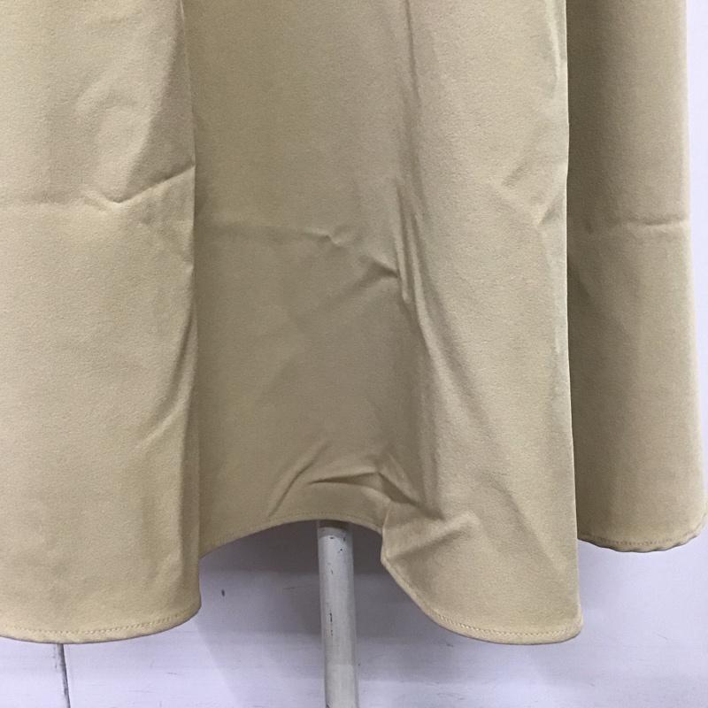 アイテムズ アーバンリサーチ ITEMS URBAN RESEARCH スカート ロングスカート it17-25a003 ボリュームフレアスカート ロングスカート FREE 無地 ベージュ / ベージュ / レディース USED 古着 中古 10117859