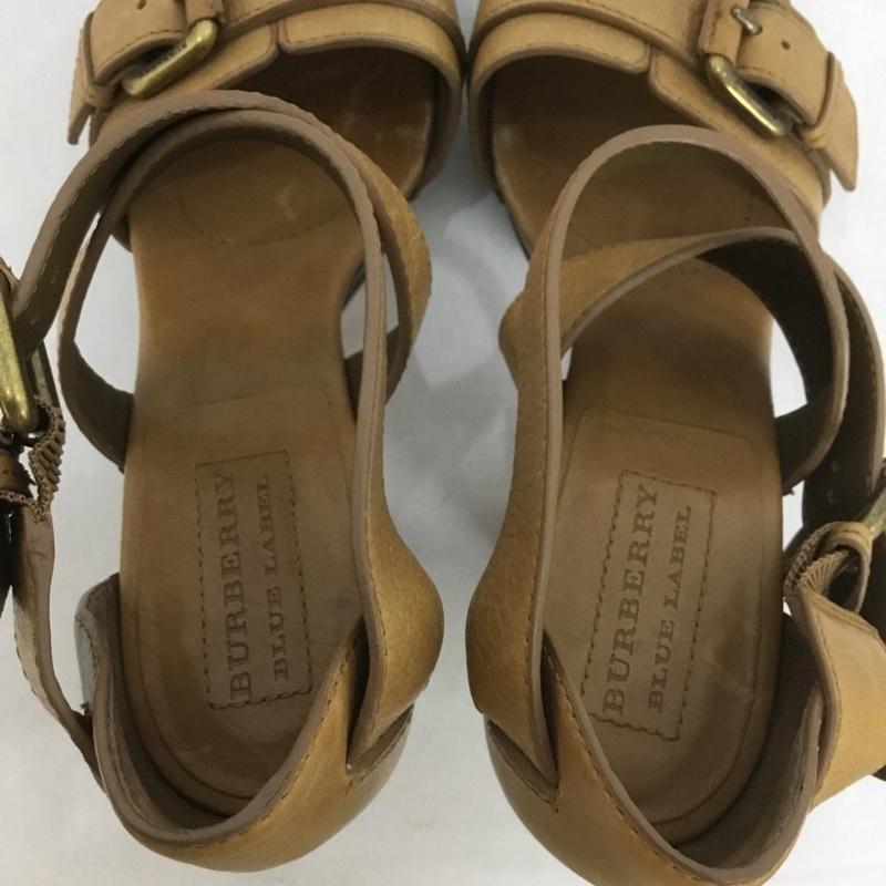 バーバリーブルーレーベル BURBERRY BLUE LABEL サンダル サンダル ストラップ ヒール ロゴ、文字 ベージュ / ベージュ / レディース USED 古着 中古 10138482