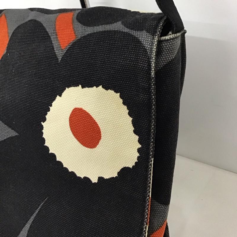 マリメッコ marimekko ショルダーバッグ ショルダーバッグ ウニッコ キャンバス 花柄 マルチカラー / マルチカラー / レディース USED 古着 中古 10123337