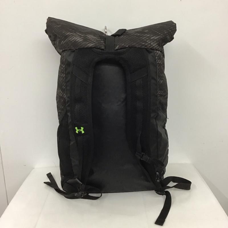 アンダーアーマー UNDER ARMOUR リュックサック、デイパック リュックサック、デイバッグ AAL3708 UA ロールトランスサックパック ロゴ、文字 灰 / グレー / X 黄緑 / イエローグリーン / メンズ USED 古着 中古 10125694
