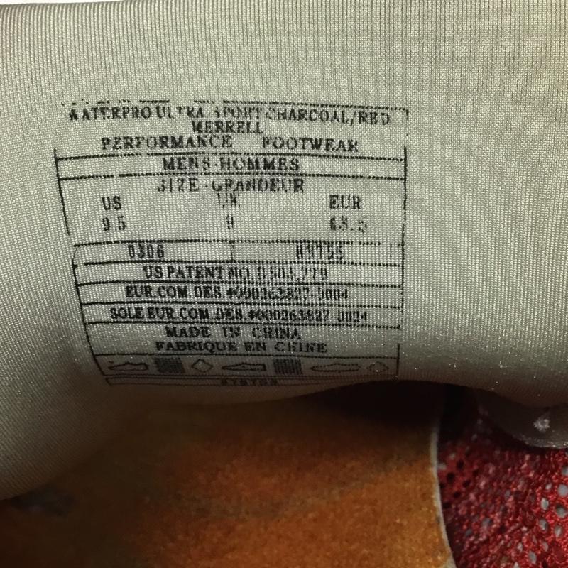 メレル MERRELL アウトドアシューズ アウトドアシューズ 876753 トレッキングシューズ US9.5 US:9.5 ワンポイント 黒 / ブラック / X 赤 / レッド / X 灰 / グレー / メンズ USED 古着 中古 10121488
