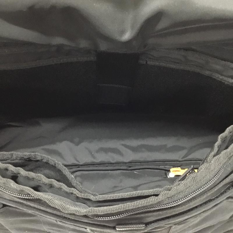 5.11 タクティカル 5.11 TACTICAL ショルダーバッグ ショルダーバッグ メッセンジャーバッグ ワンポイント 黒 / ブラック / メンズ USED 古着 中古 10111541