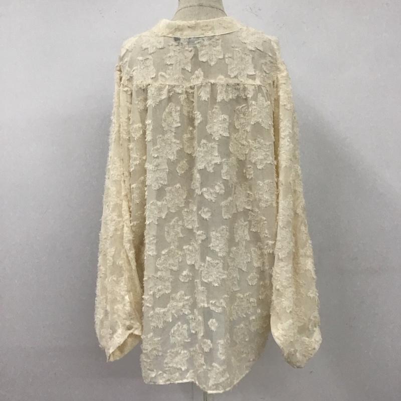 ザラ ZARA シャツ、ブラウス 長袖 長袖シャツ ノーカラーシャツ カジュアルシャツ M 総柄 白 / ホワイト / レディース USED 古着 中古 10110282
