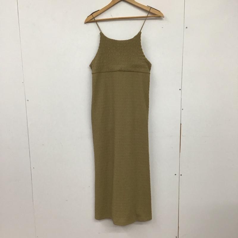 グリーンパークス Green Parks ワンピース ロングスカート 6N23L0H1100 細ひもキャミワンピース ロングワンピース FREE 総柄 ベージュ / ベージュ / レディース USED 古着 中古 10134038