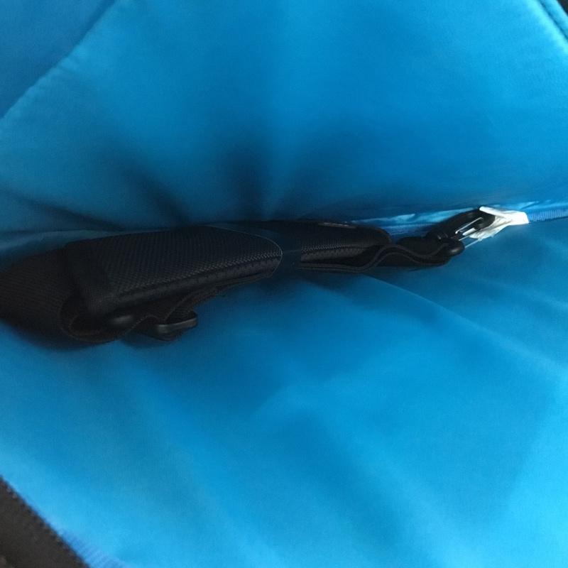 スーリー Thule ブリーフケース、書類かばん ブリーフケース、書類かばん 3203625 リュック Accent Laptop Bag 15.6 タグ付き ロゴ、文字 黒 / ブラック / メンズ USED 古着 中古 10132063